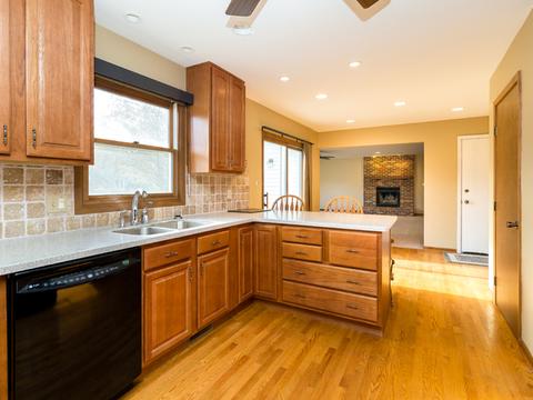3425 W Bretons Dr, Mchenry, IL 60050 photo 5