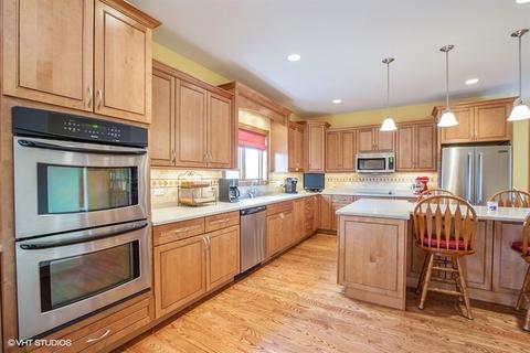 2421 N Marquardt Ln, Mchenry, IL 60051 photo 6