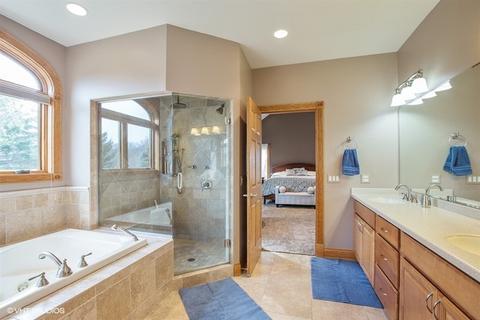 2421 N Marquardt Ln, Mchenry, IL 60051 photo 10