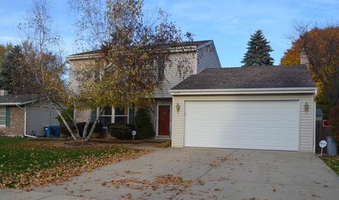 649 Eichler Dr, West Dundee, IL 60118 photo 1
