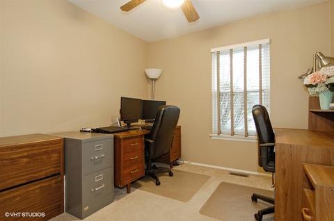 1401 Palm Dr, Wheeling, IL 60090 photo 8