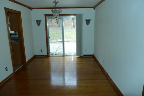 906 N Harrison St, Algonquin, IL 60102 photo 4