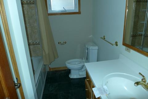 906 N Harrison St, Algonquin, IL 60102 photo 7