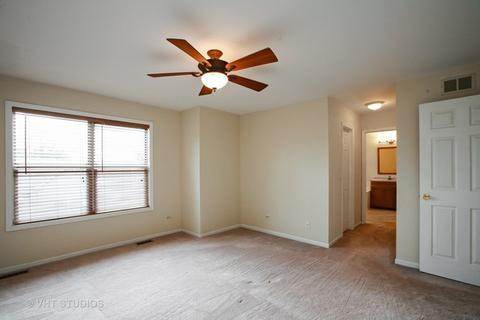 925 Old Oak Cir, Algonquin, IL 60102 photo 9