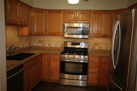 925 Old Oak Cir, Algonquin, IL 60102 photo 6