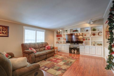 507 W Meyer St, Thomasboro, IL 61878 photo 15