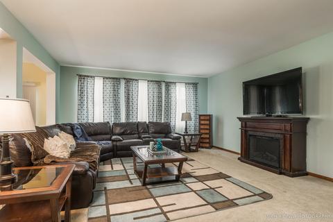 3512 Eileen St, Plano, IL 60545 photo 9