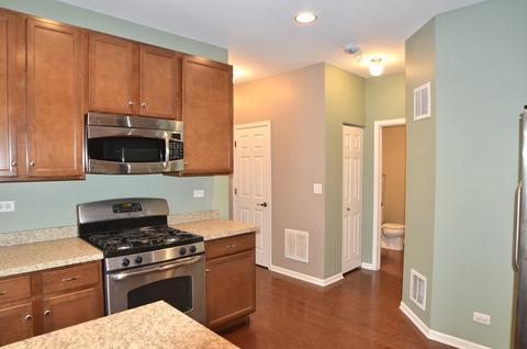 423 Azalea St, Elgin, IL 60124 photo 6