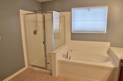 423 Azalea St, Elgin, IL 60124 photo 15