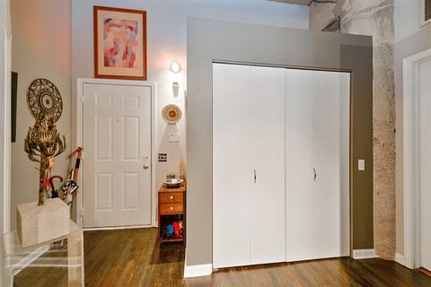 17 N Loomis St #2D, Chicago, IL 60607 photo 15