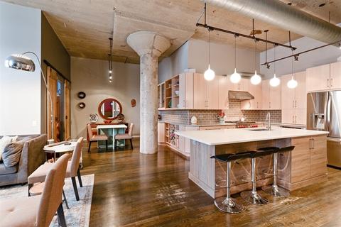 17 N Loomis St #2D, Chicago, IL 60607 photo 6