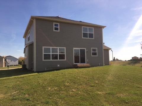 728 Slate Run Dr, Elgin, IL 60124 photo 2