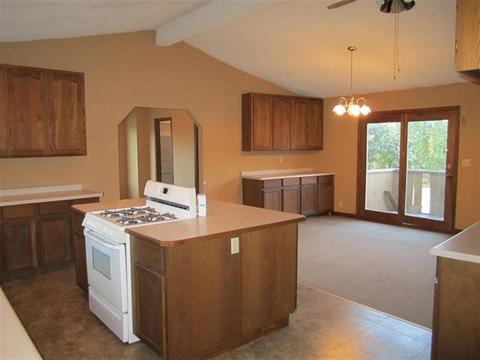 8130 Friday Rd, Davis Junction, IL 61020 photo 9