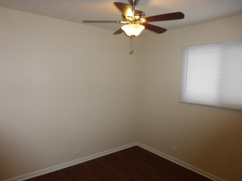 96 W Wayne Pl, Wheeling, IL 60090 photo 9