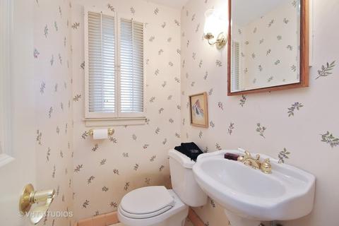 925 Golfview Rd, Glenview, IL 60025 photo 10