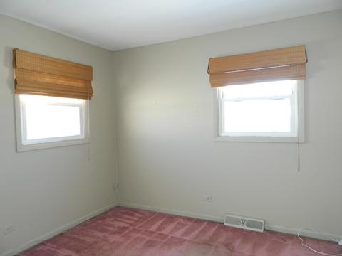 4025 Suffolk Ln, Hoffman Estates, IL 60192 photo 16