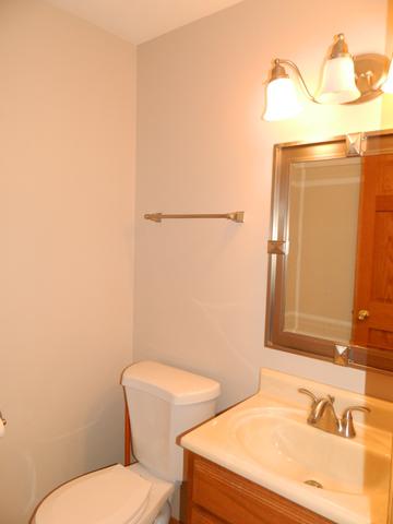 4025 Suffolk Ln, Hoffman Estates, IL 60192 photo 11