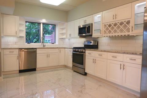 1675 Mill St #202, Des Plaines, IL 60016 photo 6