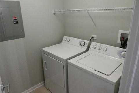 1675 Mill St #202, Des Plaines, IL 60016 photo 22
