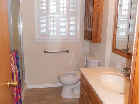 1061 Summit St, Elgin, IL 60120 photo 9