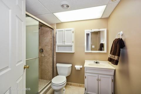 2048 Grovetown Dr, Bartlett, IL 60103 photo 18