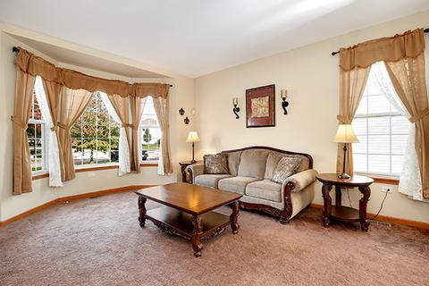 1 Plainview Ct, Bolingbrook, IL 60440 photo 4