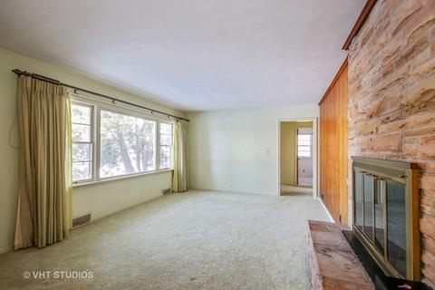 40 W519 Bowes Rd, Elgin, IL 60124 photo 2