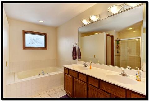 710 N Hundley St, Hoffman Estates, IL 60169 photo 32