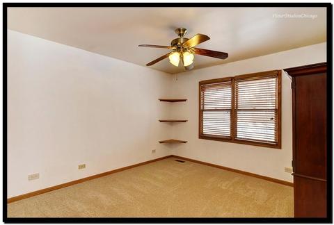 710 N Hundley St, Hoffman Estates, IL 60169 photo 34