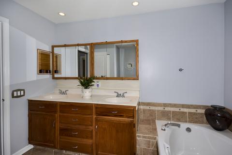 1444 Snow Drift Cir, Bartlett, IL 60103 photo 37