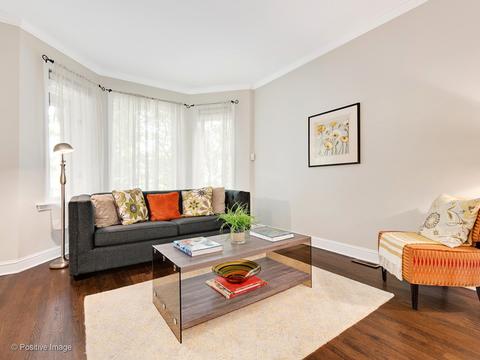 2145 W Addison St, Chicago, IL 60618 photo 2