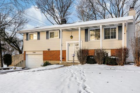 790 Alcoa Ln, Hoffman Estates, IL 60169 photo 2