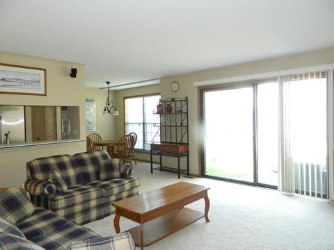 4556 Opal Dr, Hoffman Estates, IL 60192 photo 5