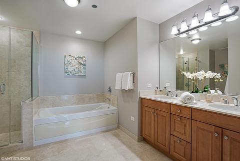 21 E Huron St #3301, Chicago, IL 60611 photo 9