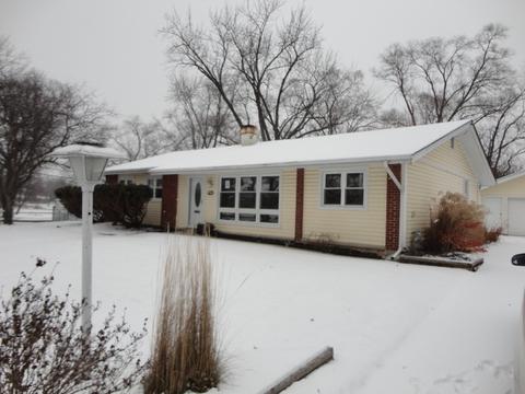 1665 Dennison Rd, Hoffman Estates, IL 60169 photo 1