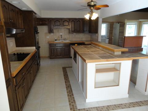 1665 Dennison Rd, Hoffman Estates, IL 60169 photo 7