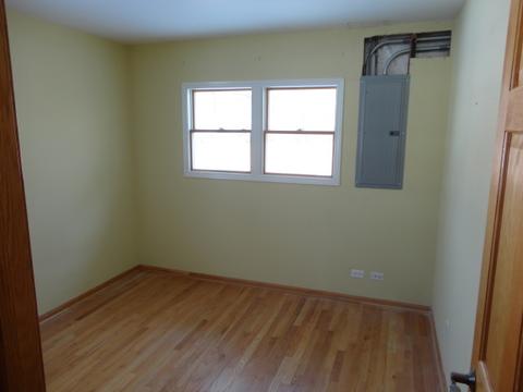 1665 Dennison Rd, Hoffman Estates, IL 60169 photo 17