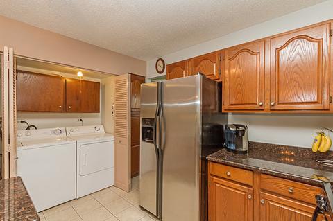 1136 Monroe Dr, Bartlett, IL 60103 photo 10