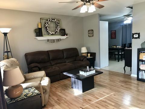 1086 Sebring Dr, Elgin, IL 60120 photo 3
