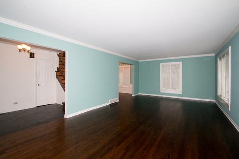 159 E Thompson Dr, Wheaton, IL 60189 photo 2