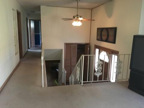 35 E James Way, Cary, IL 60013 photo 4