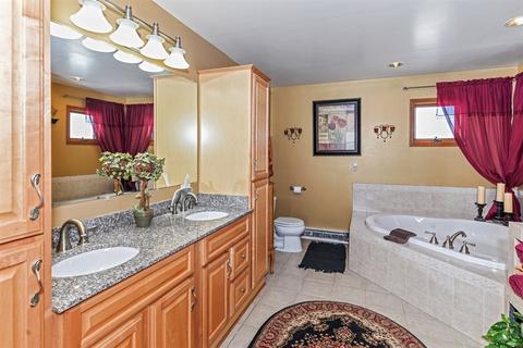 2233 Bell Rd, Minooka, IL 60447 photo 13