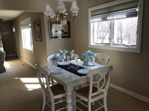 440 Azalea Ln, Hoffman Estates, IL 60169 photo 3