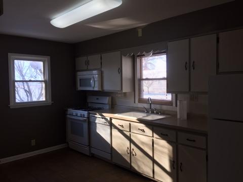 212 Adams St, Genoa, IL 60135 photo 7