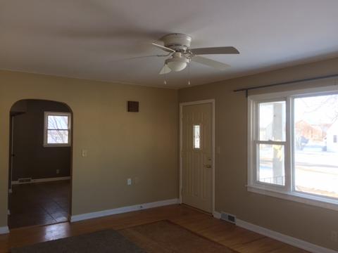 212 Adams St, Genoa, IL 60135 photo 3