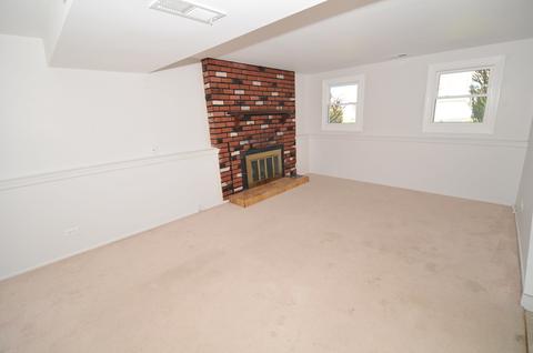 1145 Singleton Dr, Roselle, IL 60172 photo 23