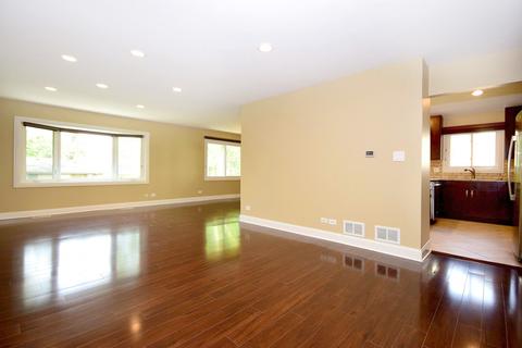 640 E Holly Ct, Addison, IL 60101 photo 9
