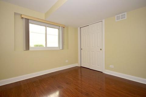 640 E Holly Ct, Addison, IL 60101 photo 21