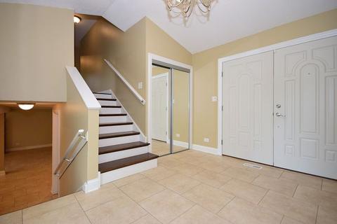 640 E Holly Ct, Addison, IL 60101 photo 17