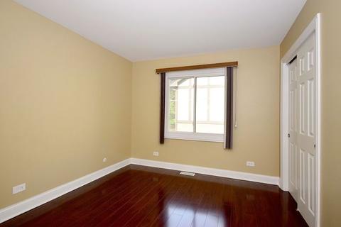 640 E Holly Ct, Addison, IL 60101 photo 14